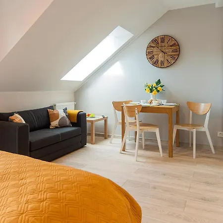 Nowoczesne I Eleganckie Sun Seasons 24 W Karpaczu By Renters Карпач