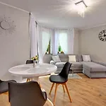 Nowoczesne I Eleganckie Sun Seasons 24 W Karpaczu By Renters Appartement
