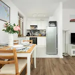Appartement Nowoczesne I Eleganckie Sun Seasons 24 W Karpaczu By Renters Karpacz