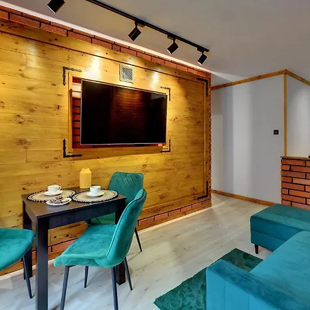 Nowoczesne I Eleganckie Sun Seasons 24 W Karpaczu By Renters * كارباش