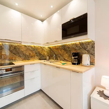 Nowoczesne I Eleganckie Sun Seasons 24 W Karpaczu By Renters Apartamento