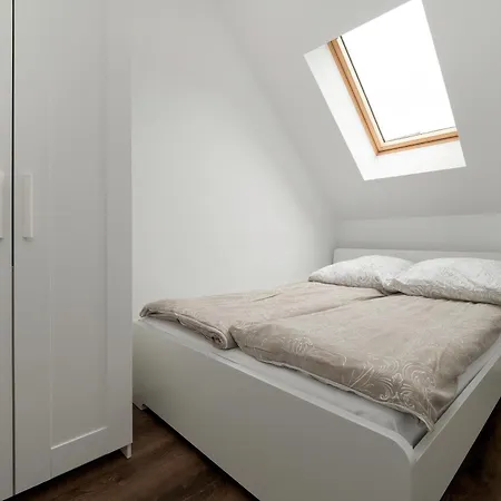 Nowoczesne I Eleganckie Sun Seasons 24 W Karpaczu By Renters Daire
