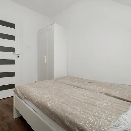 Nowoczesne I Eleganckie Sun Seasons 24 W Karpaczu By Renters كارباش