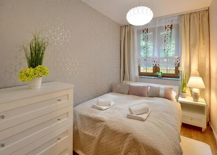 Nowoczesne I Eleganckie Sun Seasons 24 W Karpaczu By Renters Appartamento