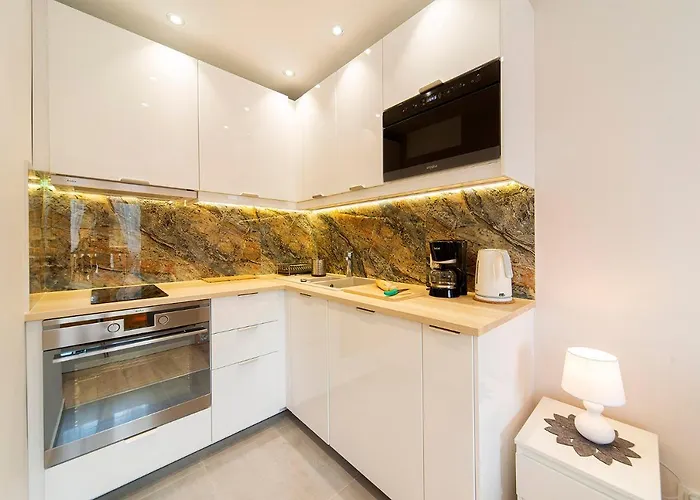 Nowoczesne I Eleganckie Sun Seasons 24 W Karpaczu By Renters Appartamento