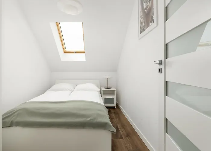 Nowoczesne I Eleganckie Sun Seasons 24 W Karpaczu By Renters קרפאז'